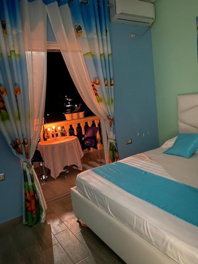 Vila Sinani Саранда Экстерьер фото