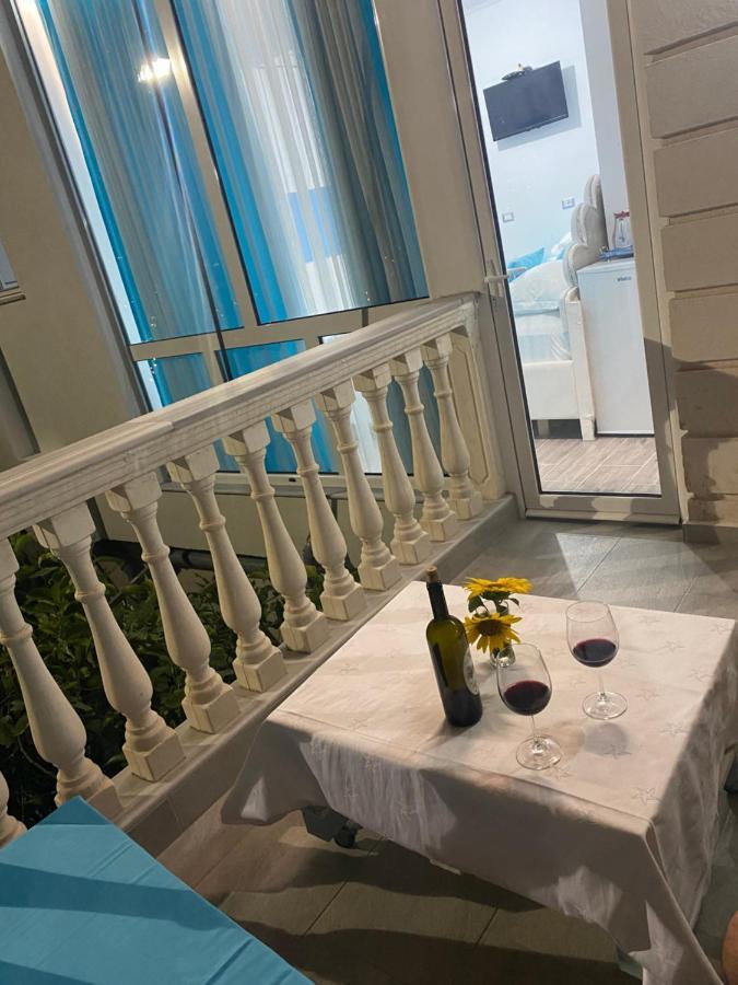 Vila Sinani Саранда Экстерьер фото
